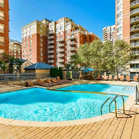 Fantastic 2 Bedroom Condo At Ballston With Gym アーリントン エクステリア 写真