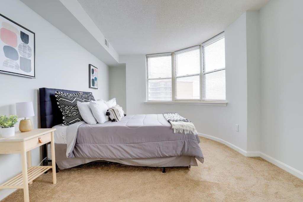 Fantastic 2 Bedroom Condo At Ballston With Gym アーリントン エクステリア 写真